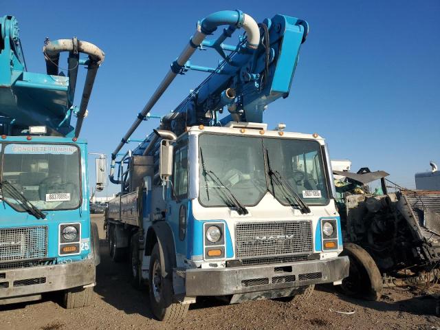 1999 Mack 600 Mr600