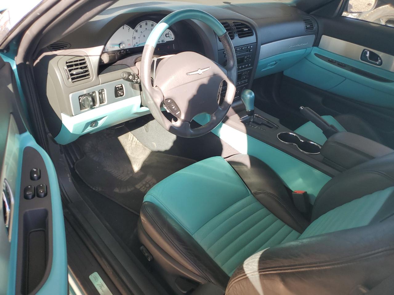 2002 Ford Thunderbird - Image 8