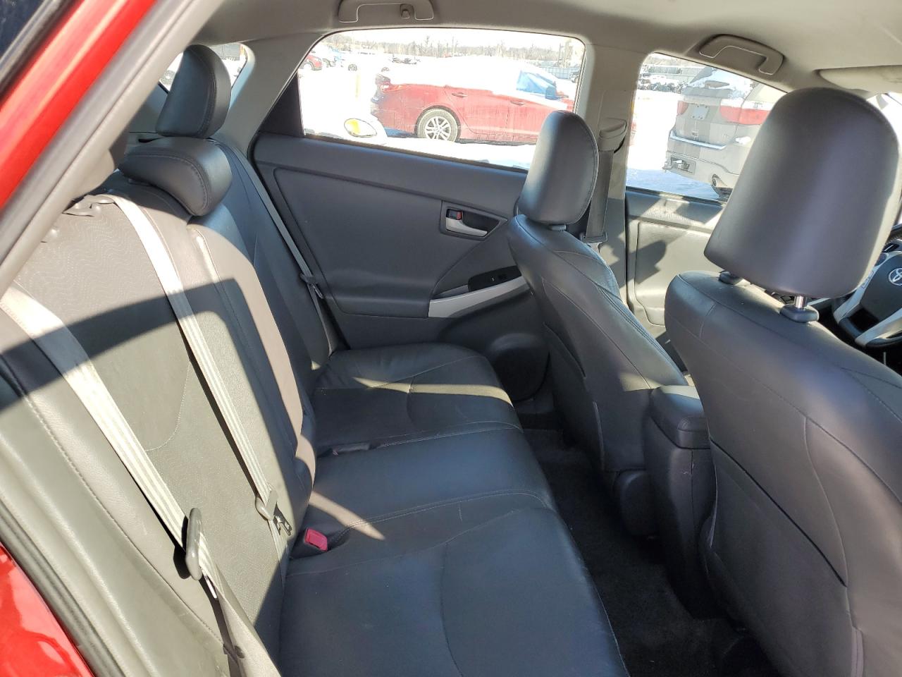 2011 Toyota Prius - Image 10
