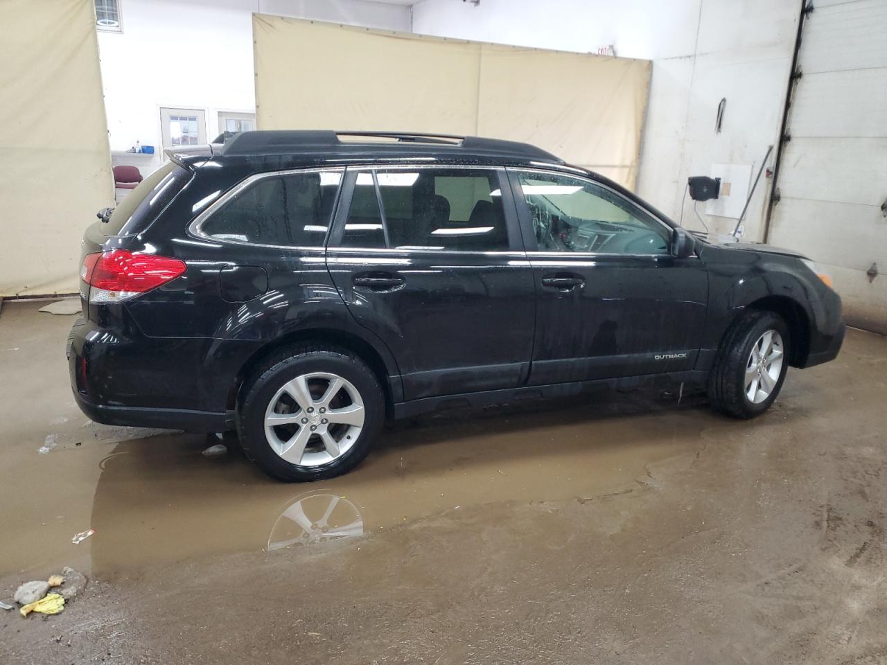 2014 Subaru Outback - Image 3