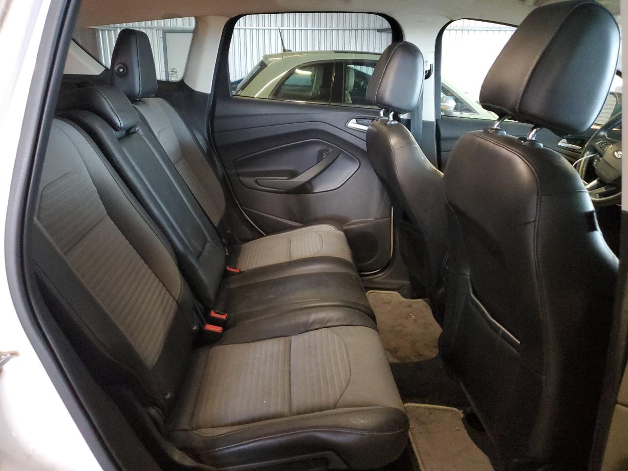 2017 Ford Escape - Image 11