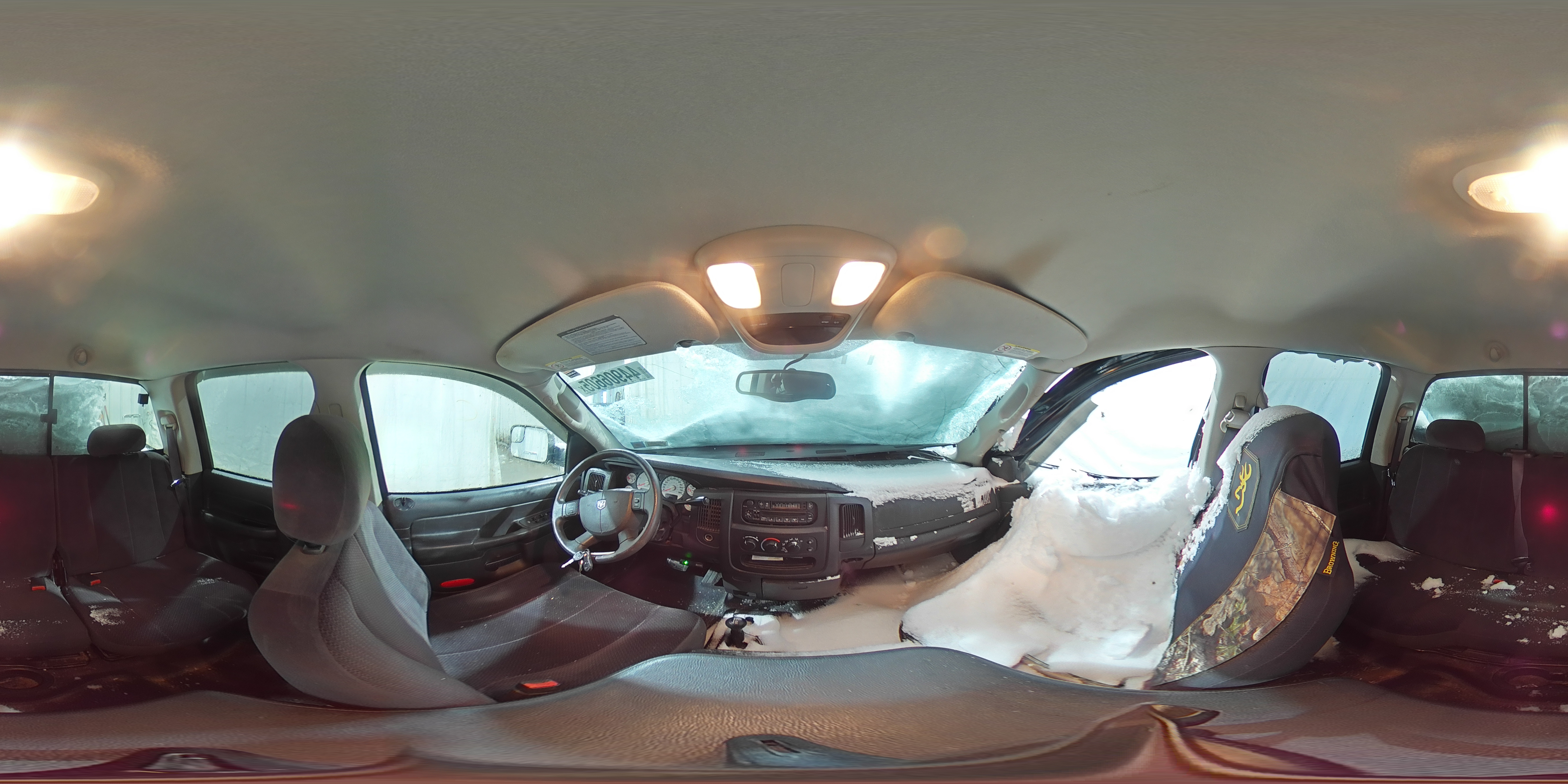 2004 Dodge RAM - Image 12