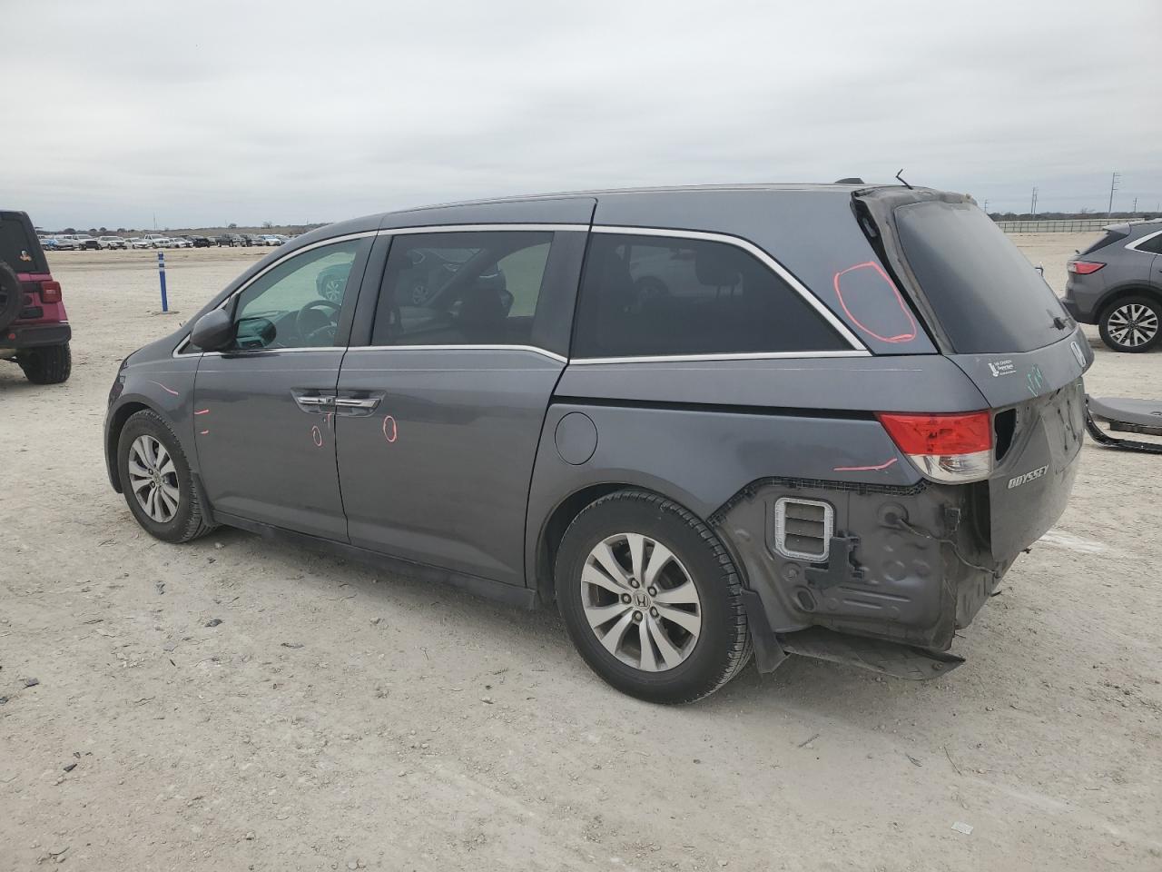 2014 Honda Odyssey - Image 2