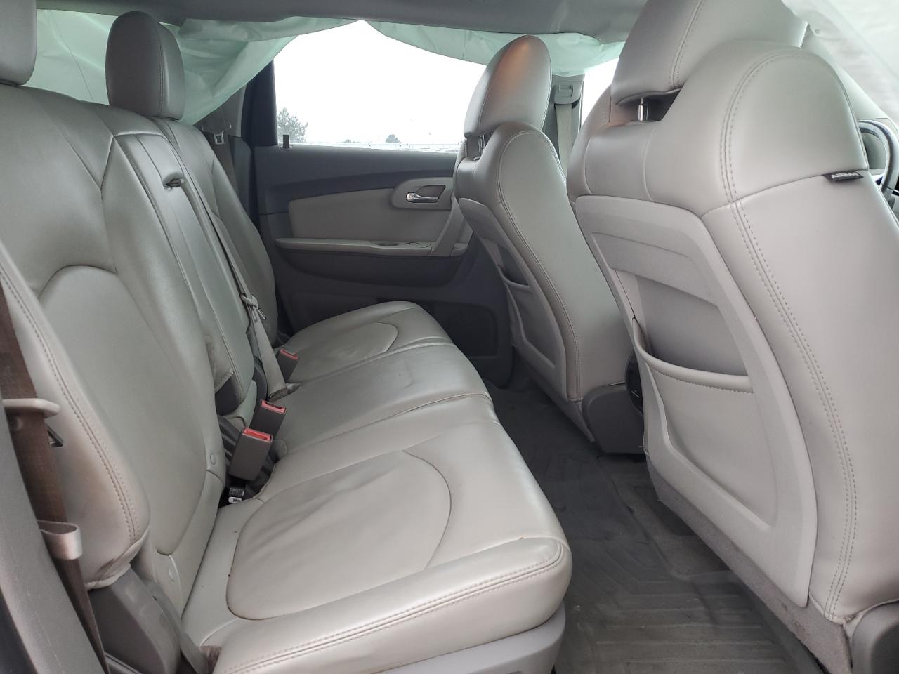 2012 Chevrolet Traverse - Image 11