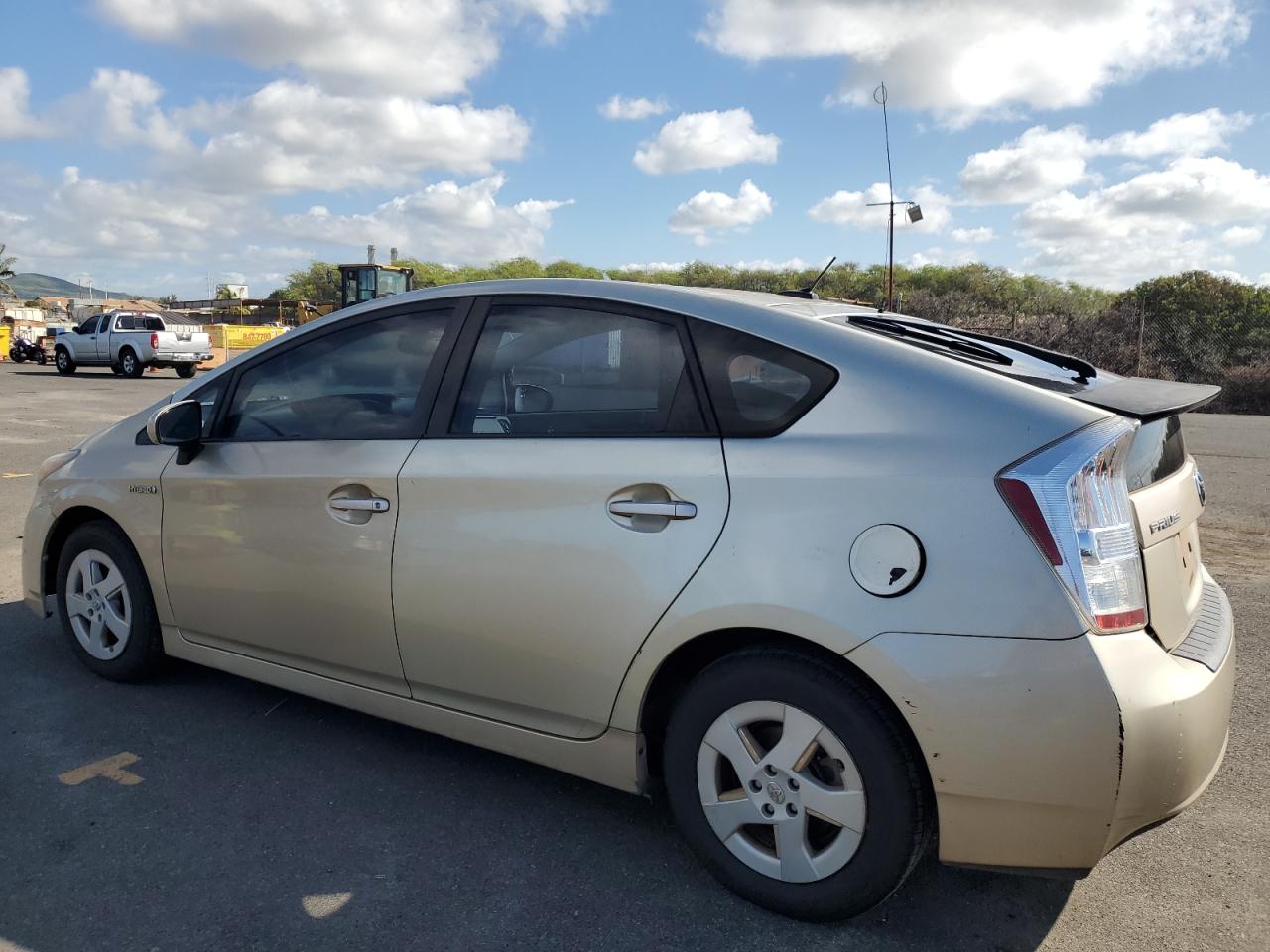 2010 Toyota Prius - Image 2