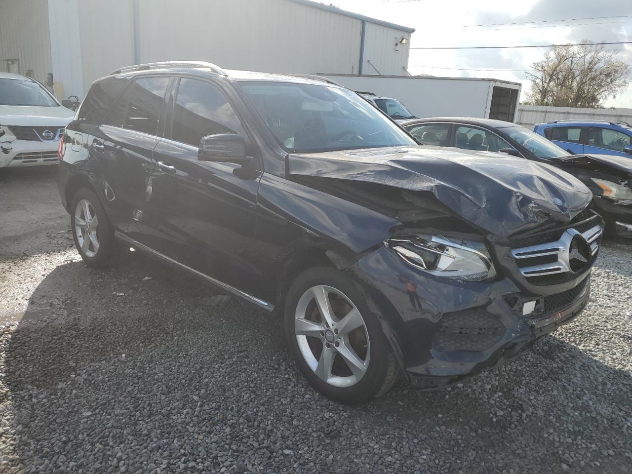 2016 Mercedes-Benz GLE - Image 4