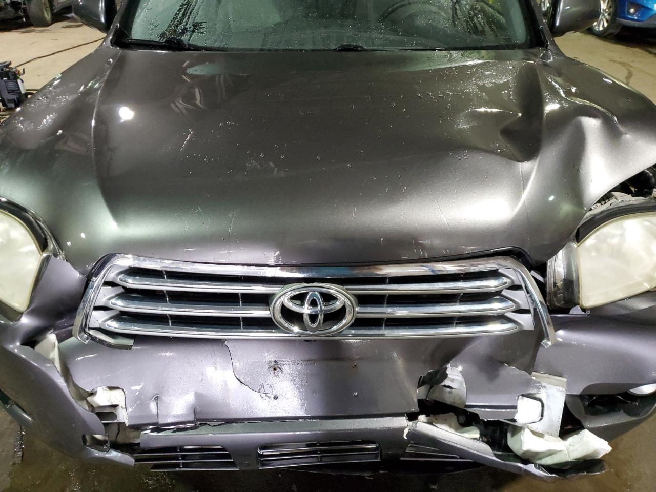 2009 Toyota Highlander - Image 12