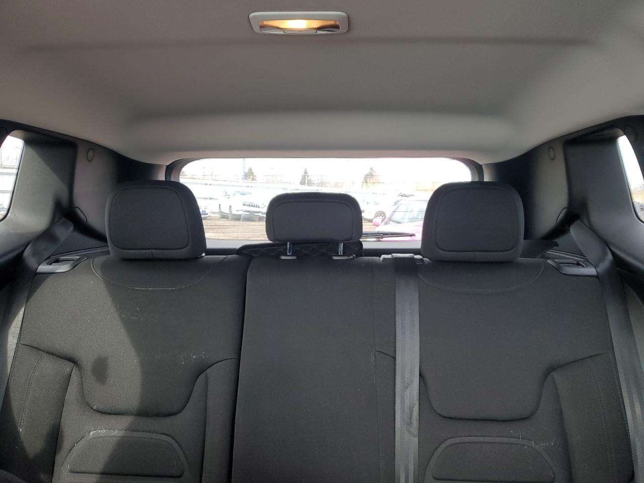 2019 Jeep Renegade - Image 10