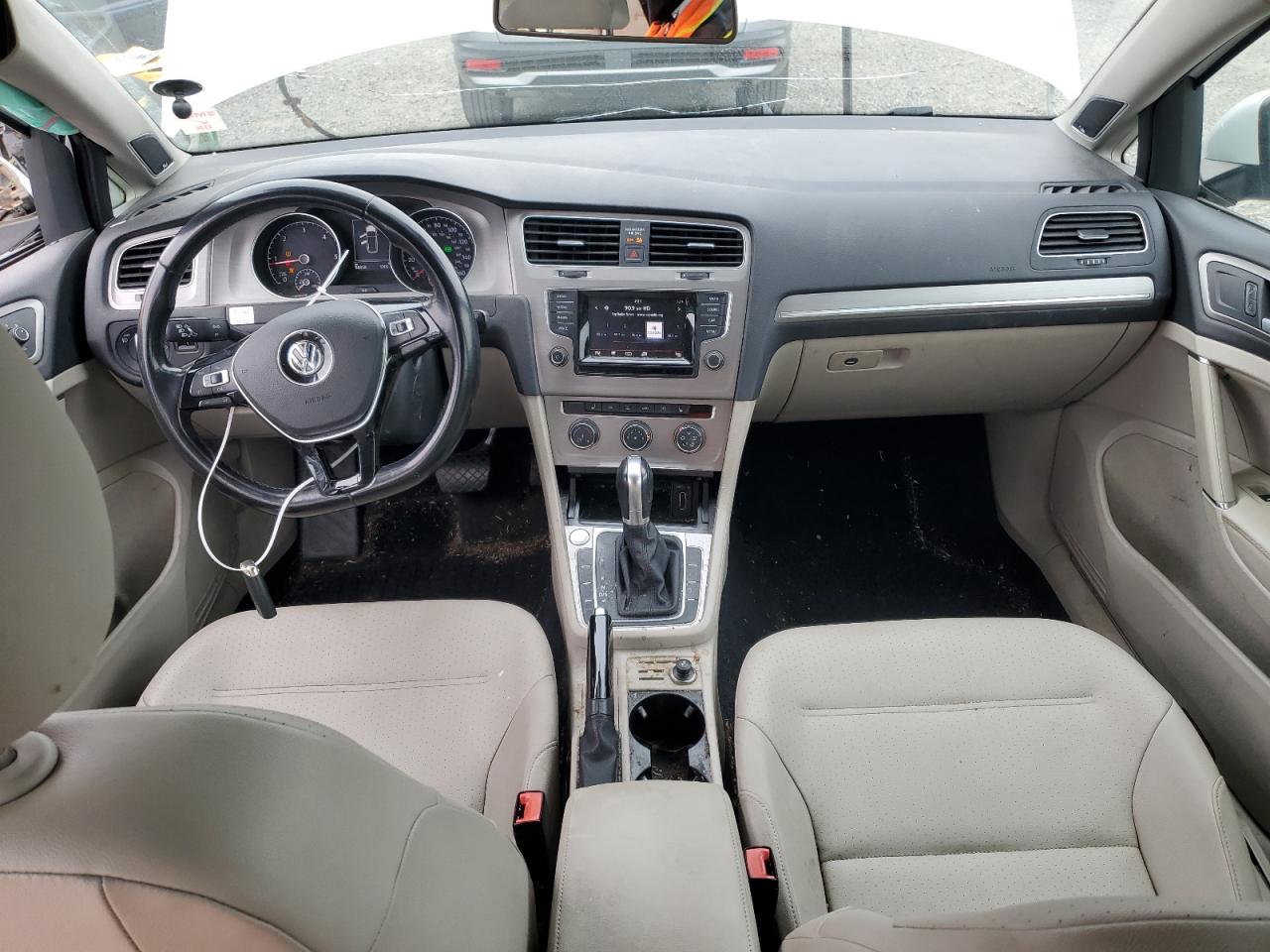 2015 Volkswagen Golf - Image 8