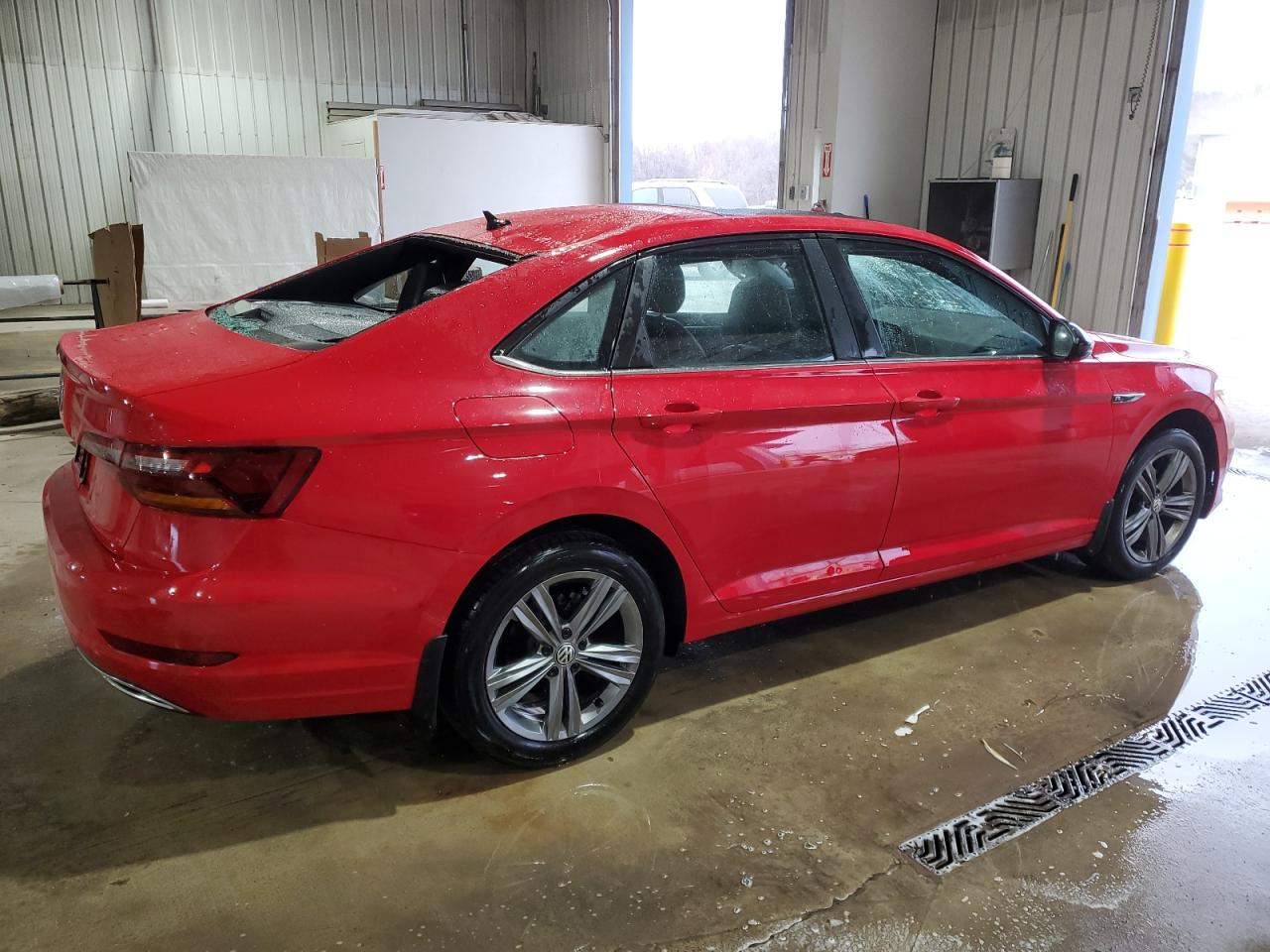 2019 Volkswagen Jetta - Image 3