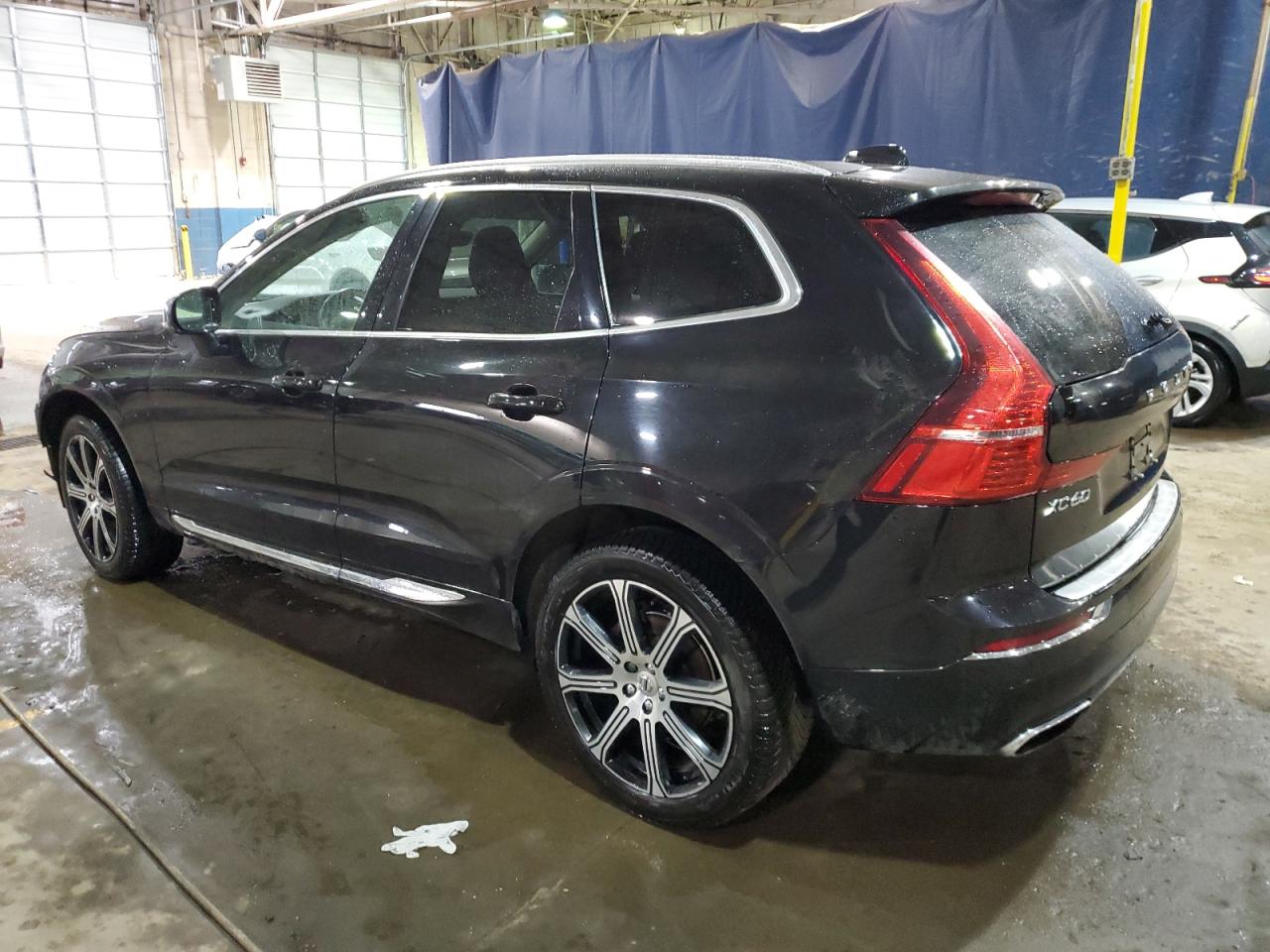 2020 Volvo XC60 - Image 2
