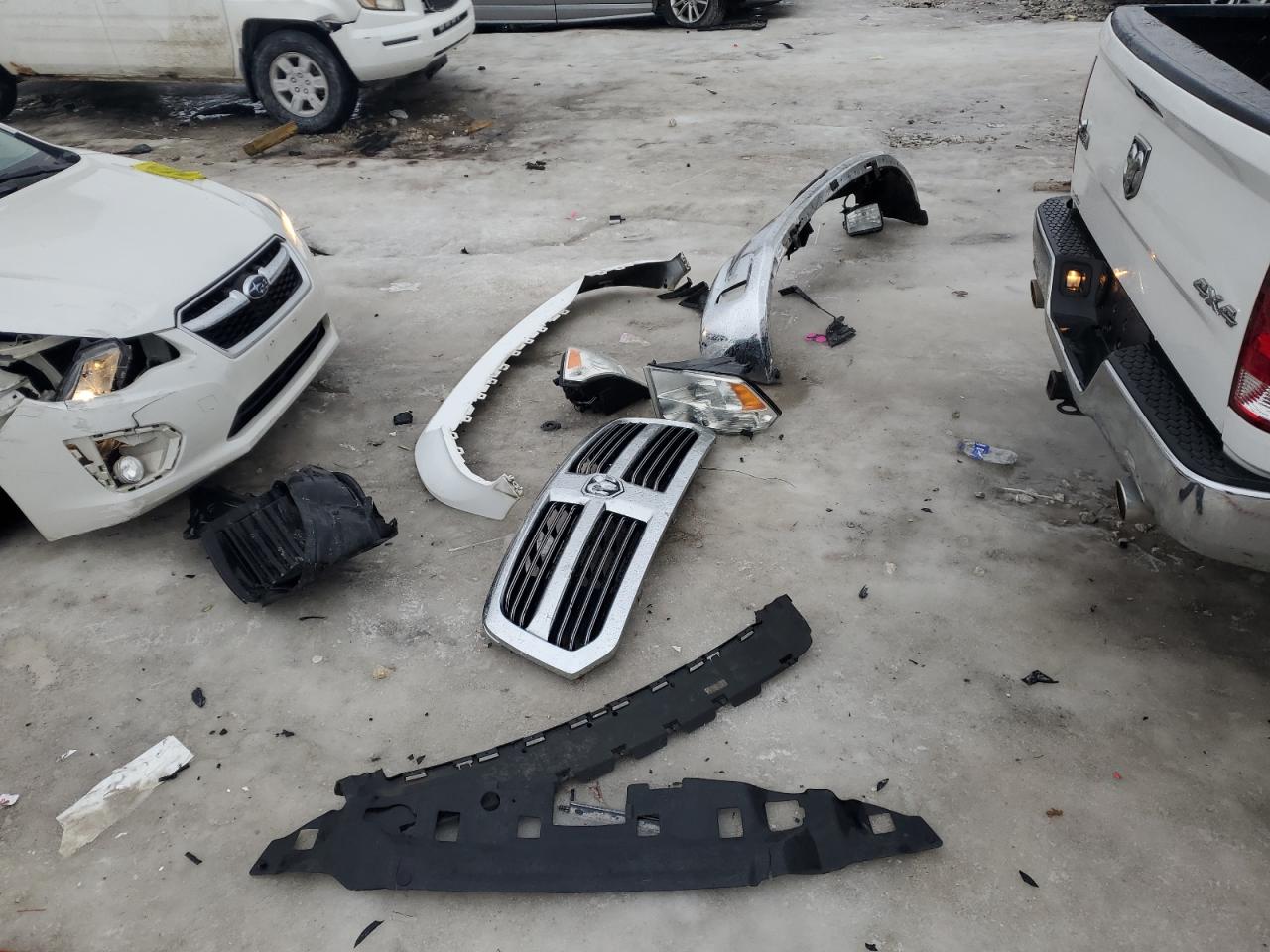 2014 RAM 1500 - Image 12