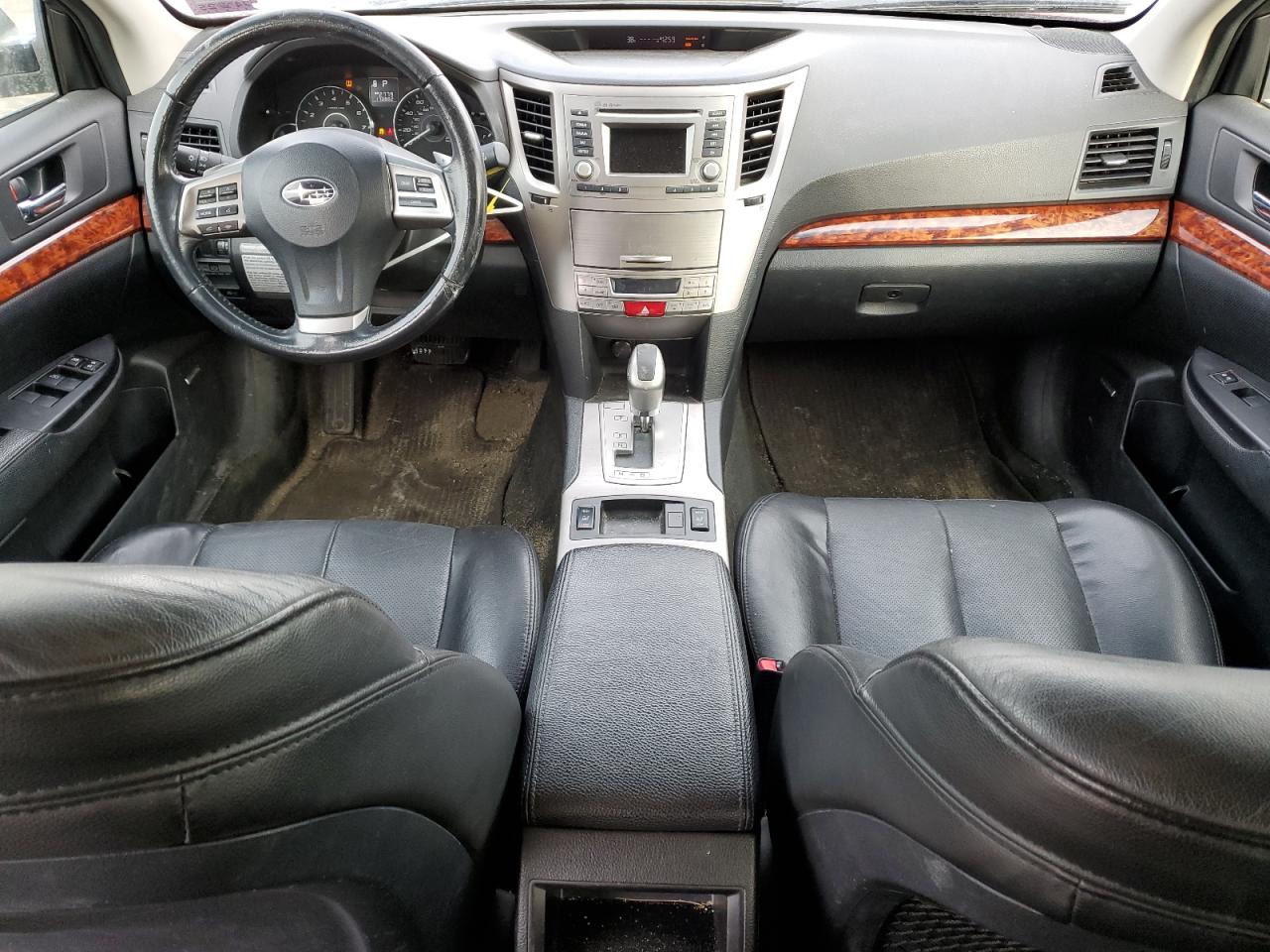 2012 Subaru Outback - Image 8