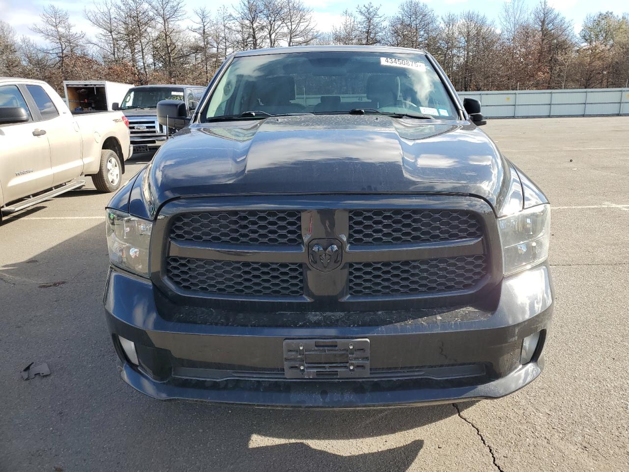 2018 RAM 1500 - Image 5