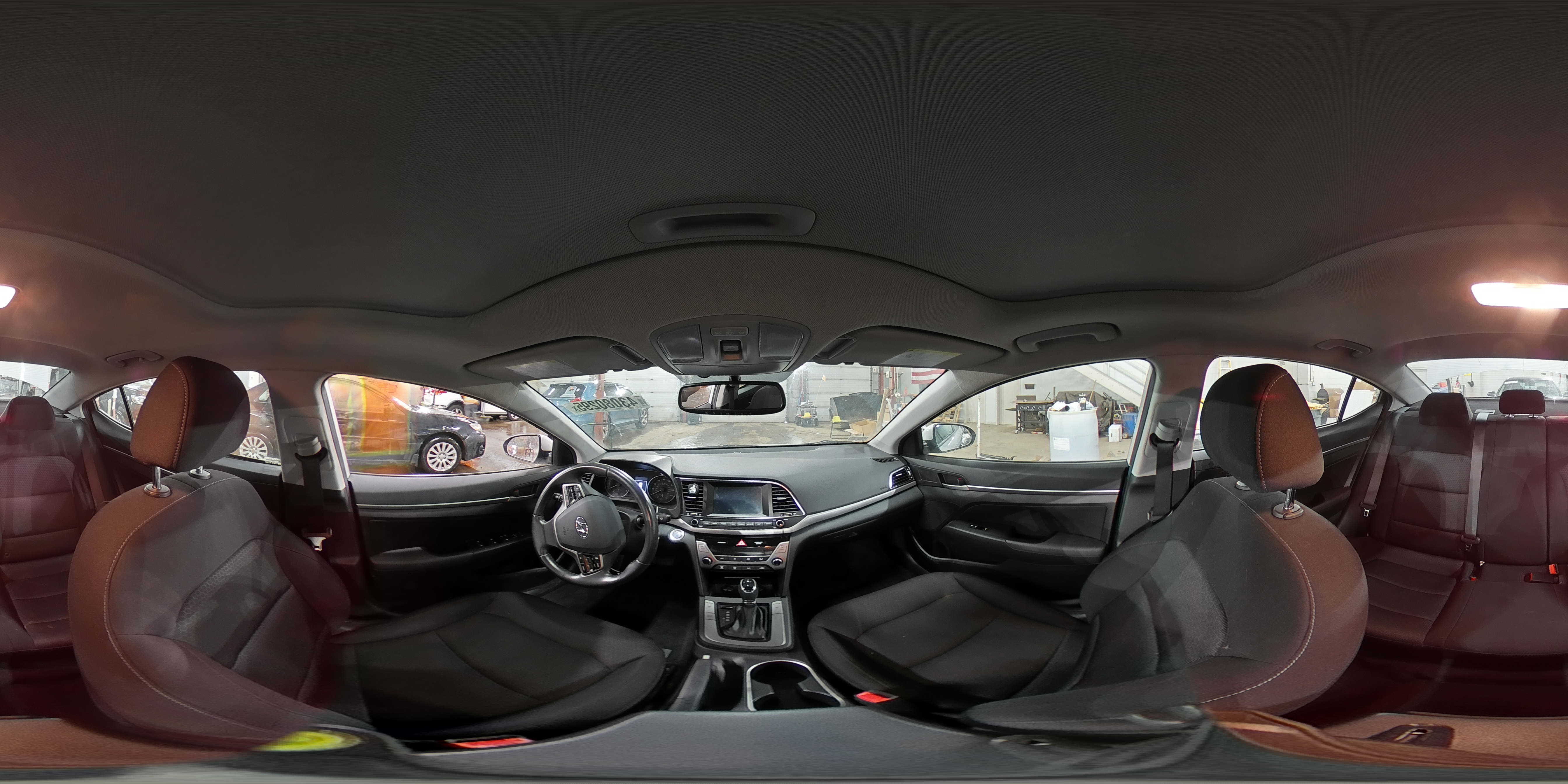 2018 Hyundai Elantra - Image 14