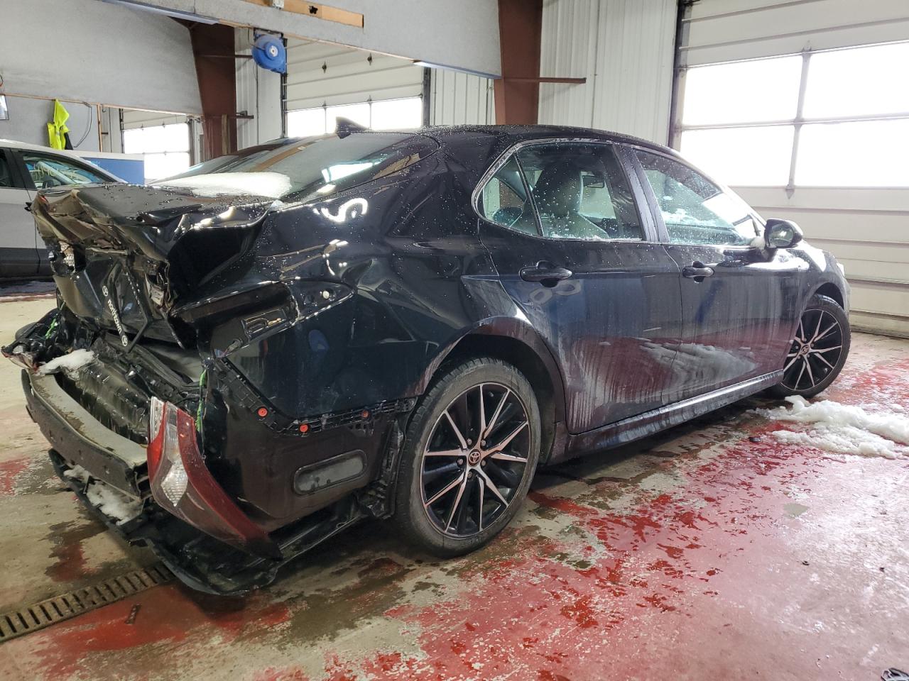 2021 Toyota Camry - Image 3