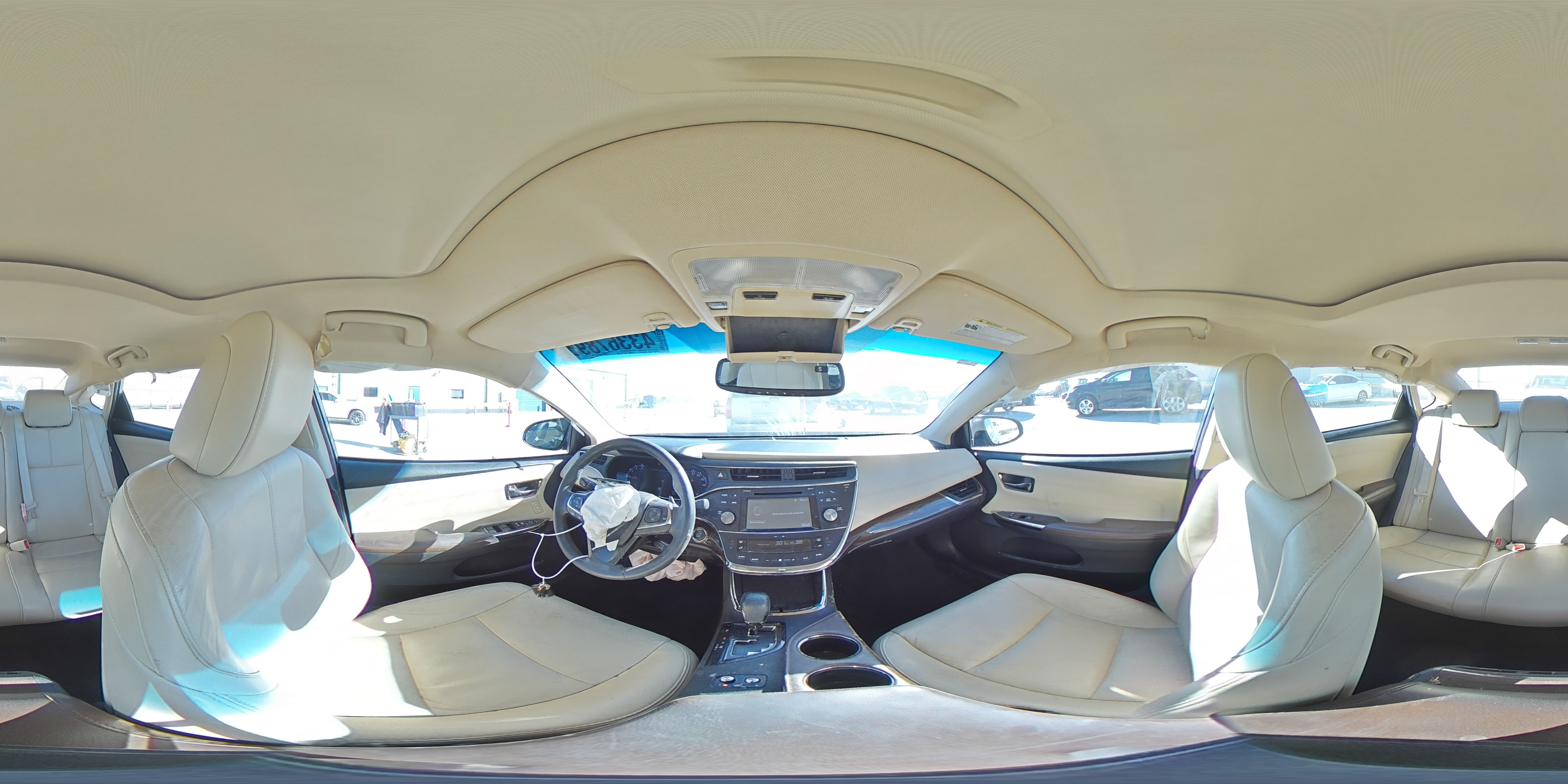 2015 Toyota Avalon - Image 15