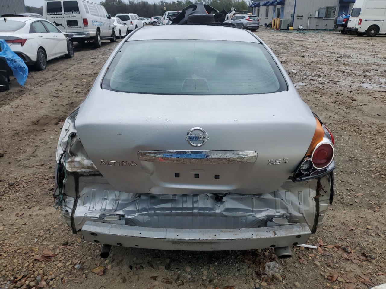 2010 Nissan Altima - Image 6