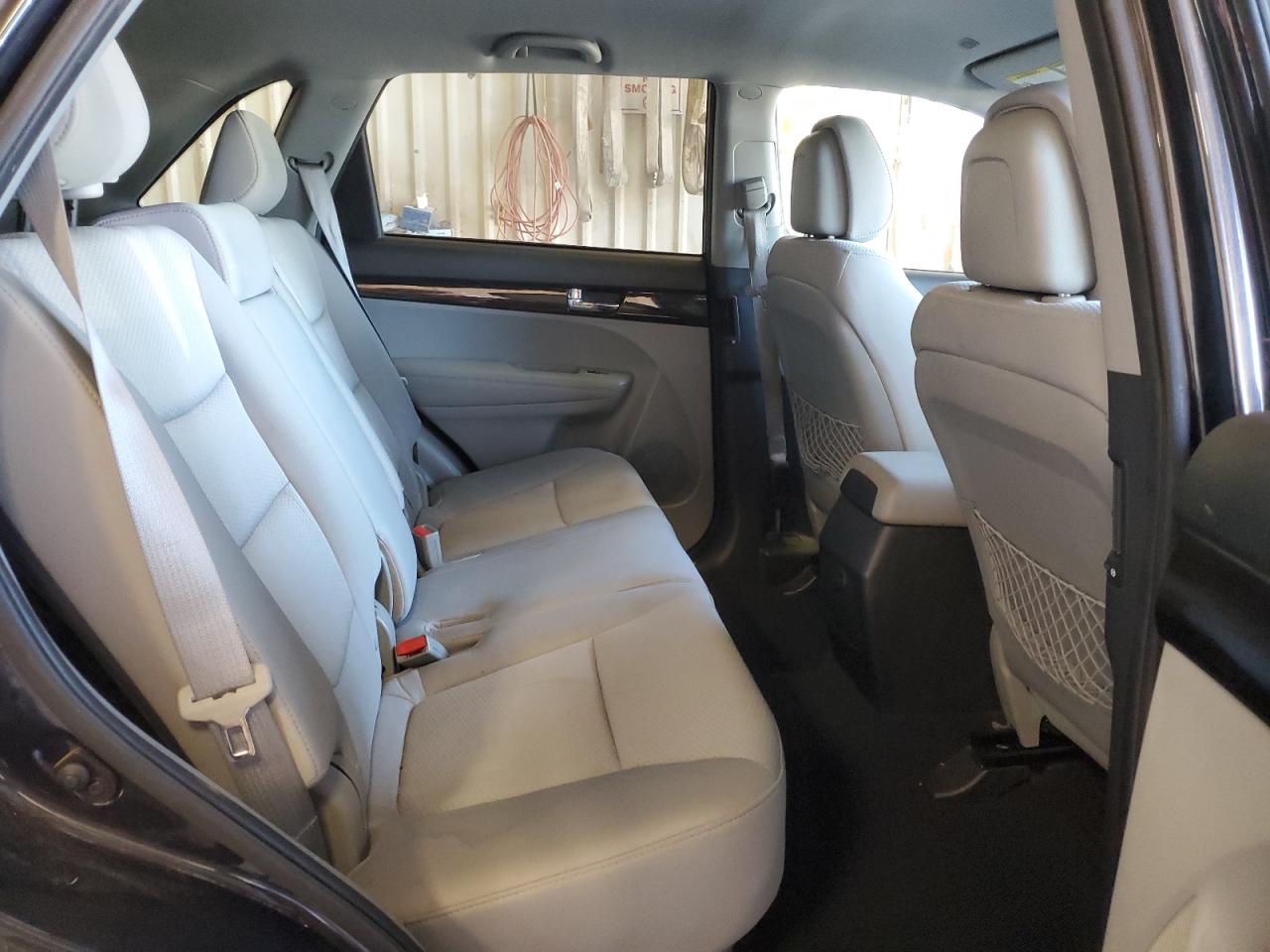 2012 Kia Sorento - Image 11