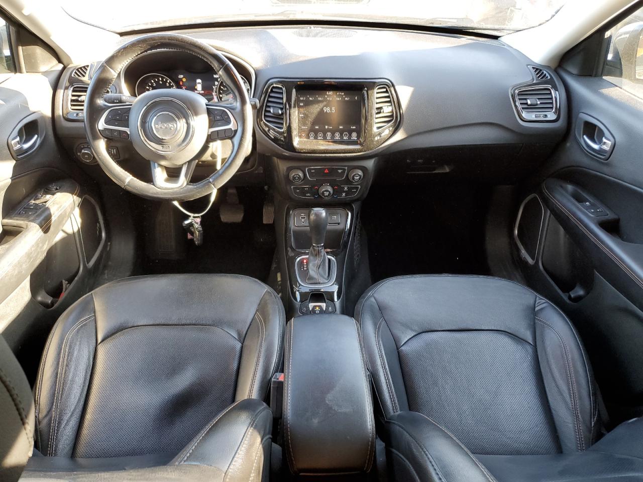 2020 Jeep Compass - Image 8