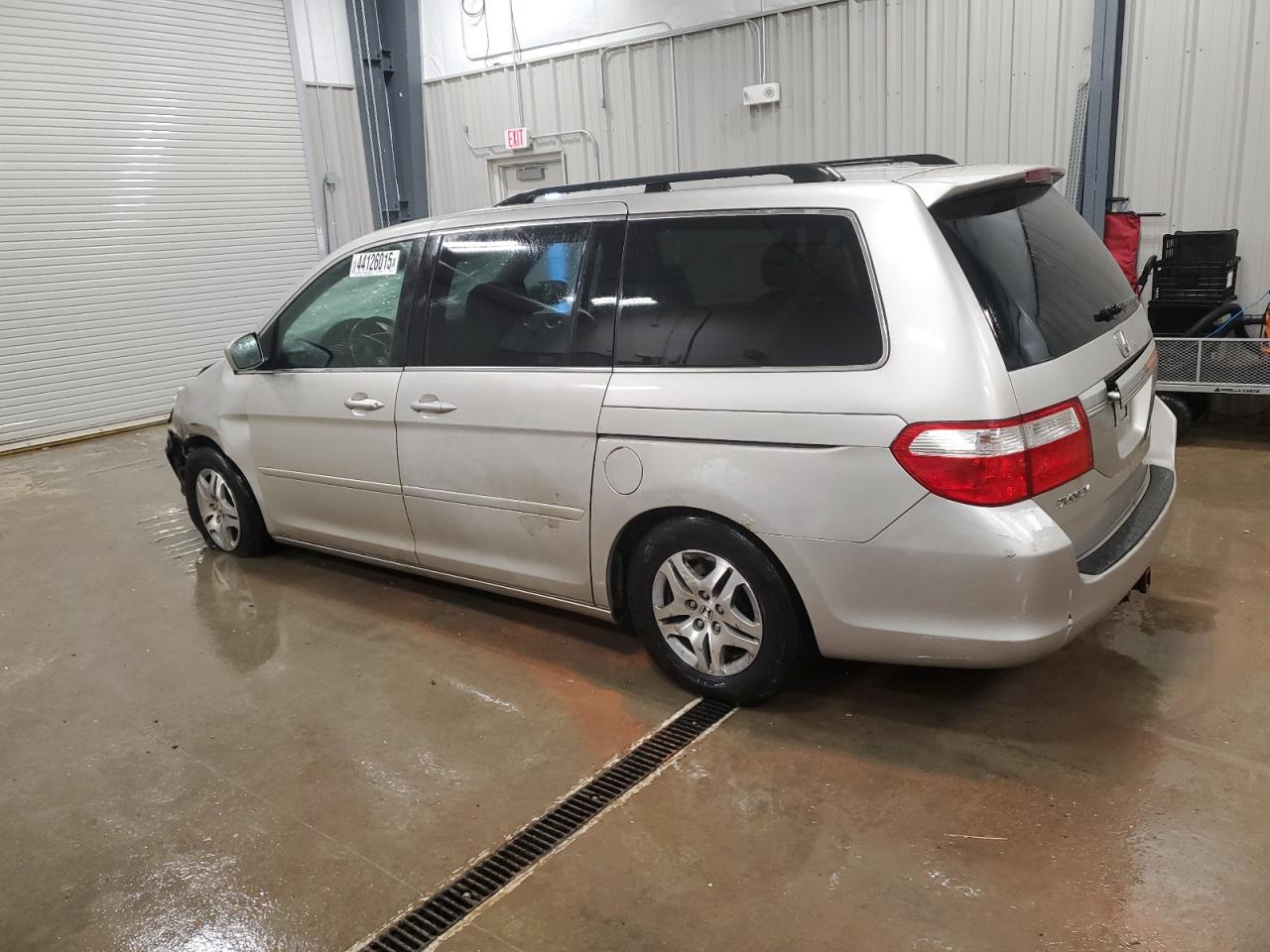 2006 Honda Odyssey - Image 2