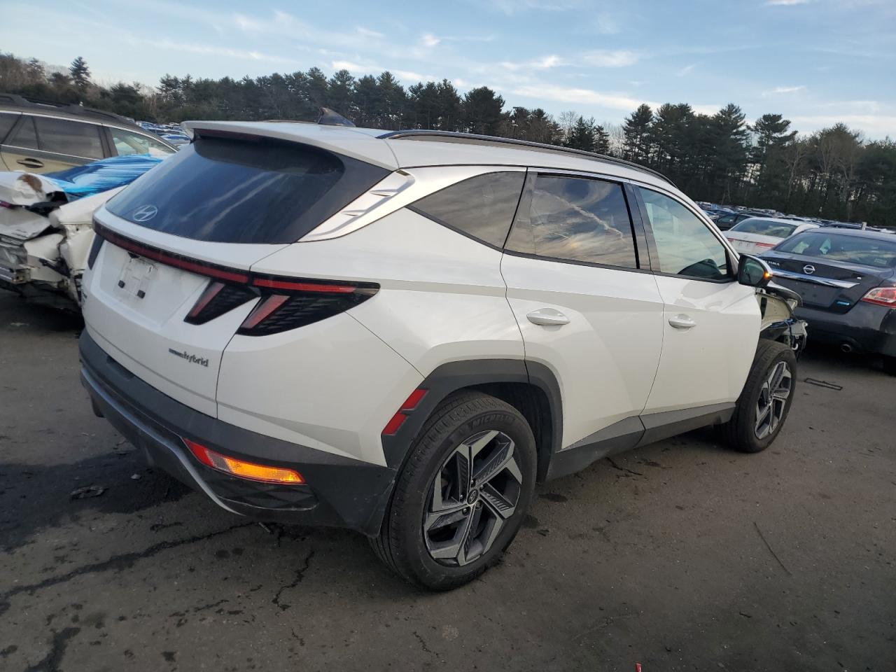 2023 Hyundai Tucson - Image 3