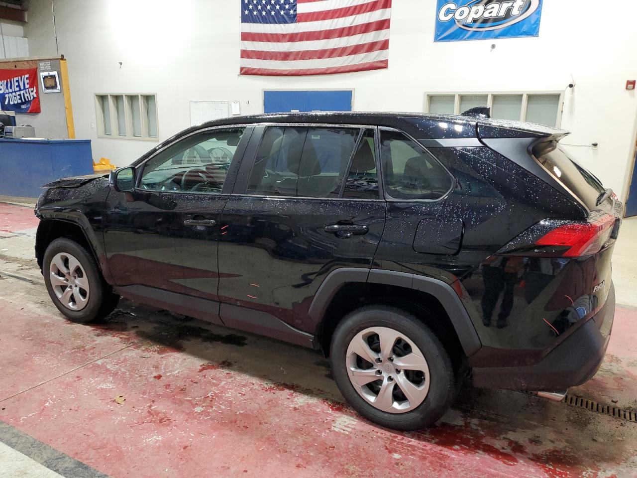 2022 Toyota RAV 4 - Image 2