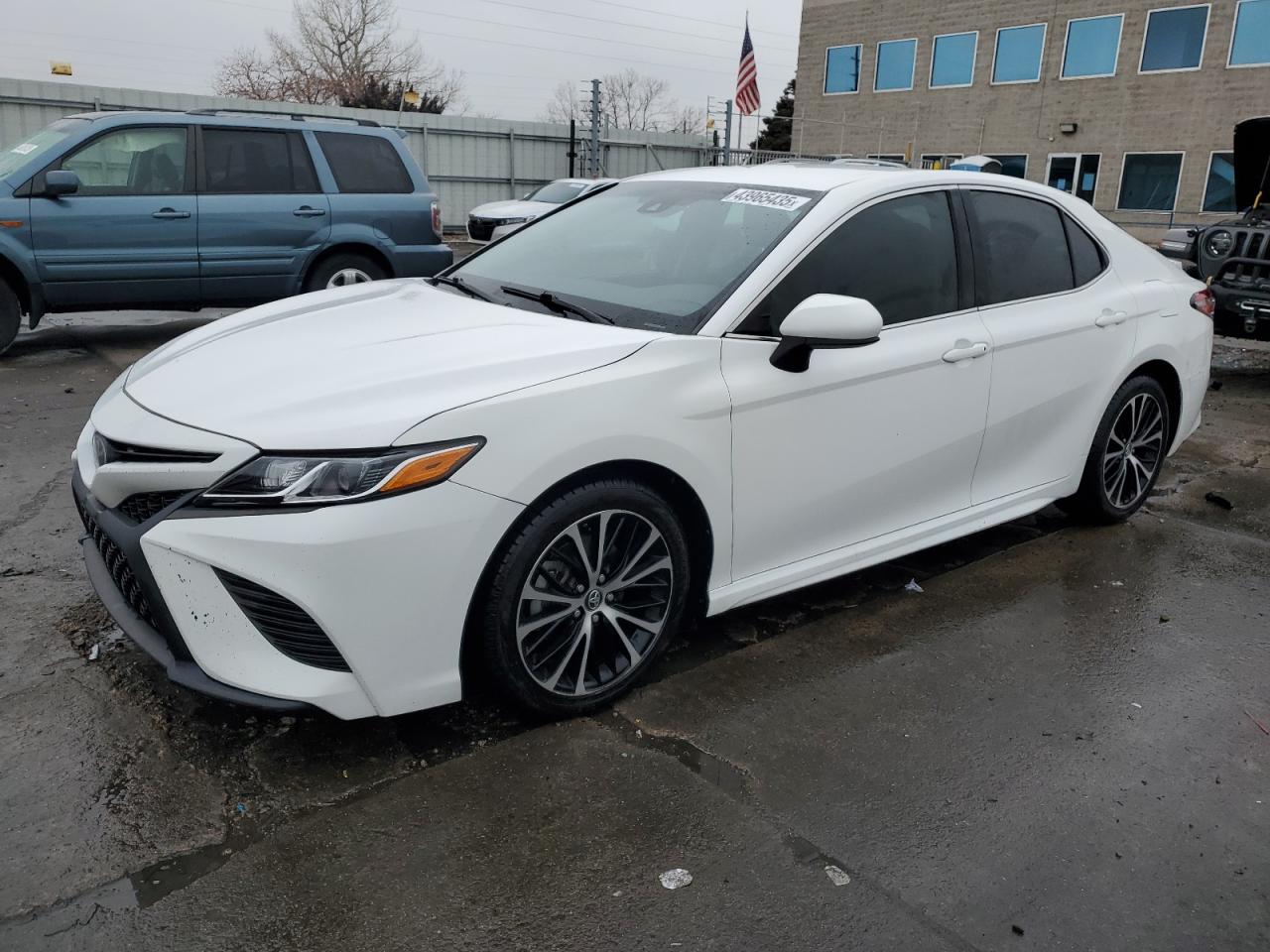 2018 Toyota Camry - Image 1