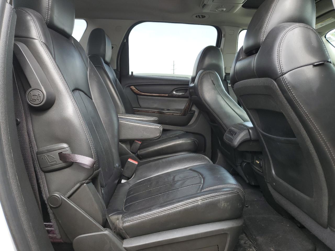 2013 GMC Acadia - Image 11