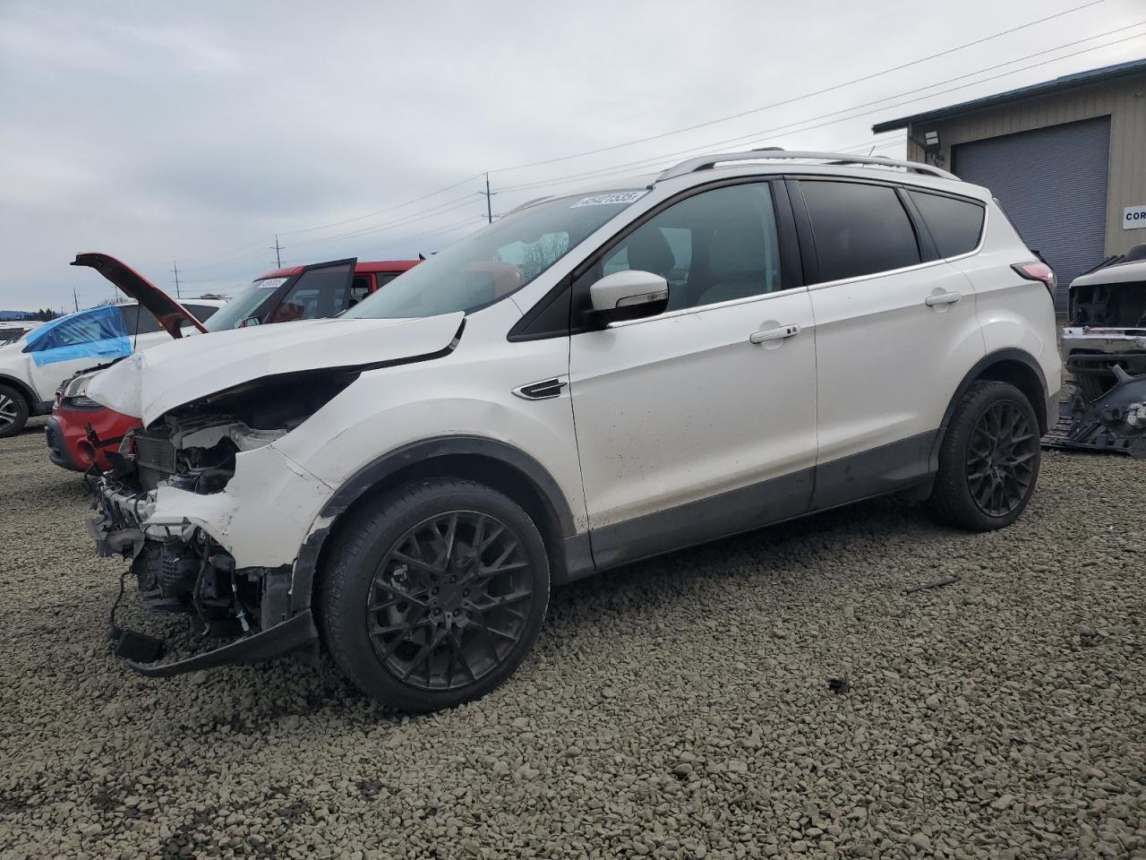 2017 Ford Escape Titanium იყიდება Eugene-ში, OR - Front End