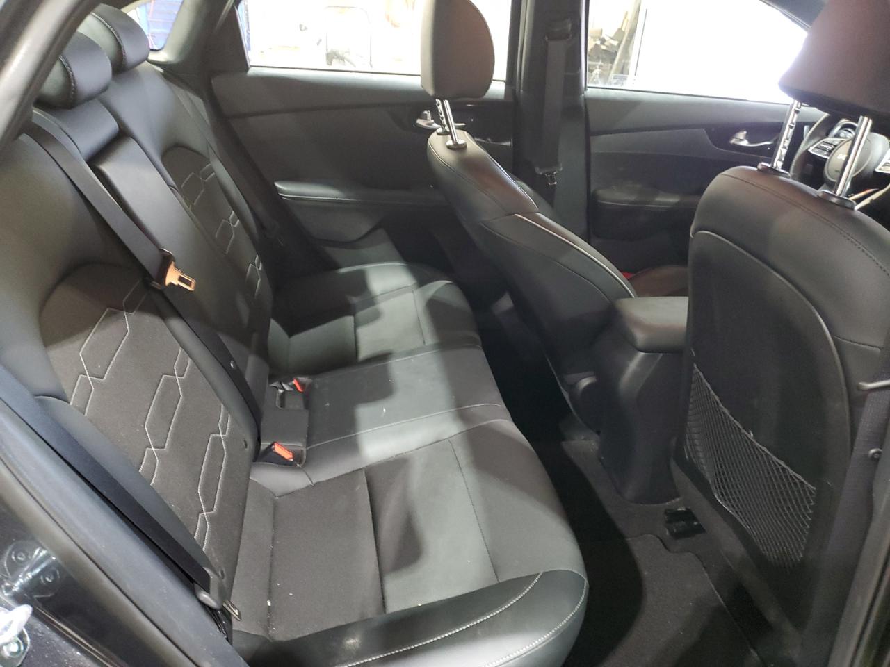 2023 Kia Forte - Image 10