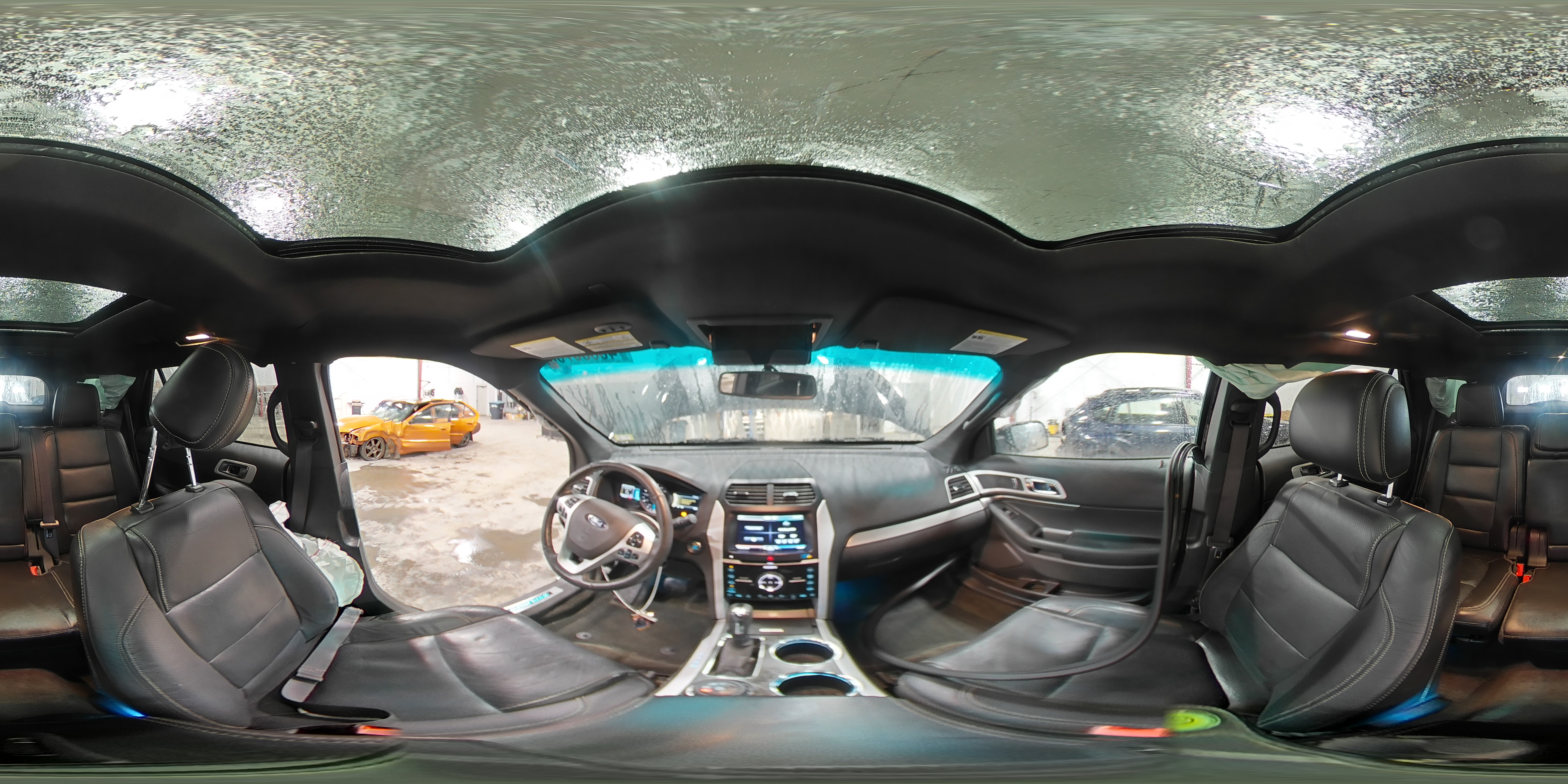 2013 Ford Explorer - Image 16