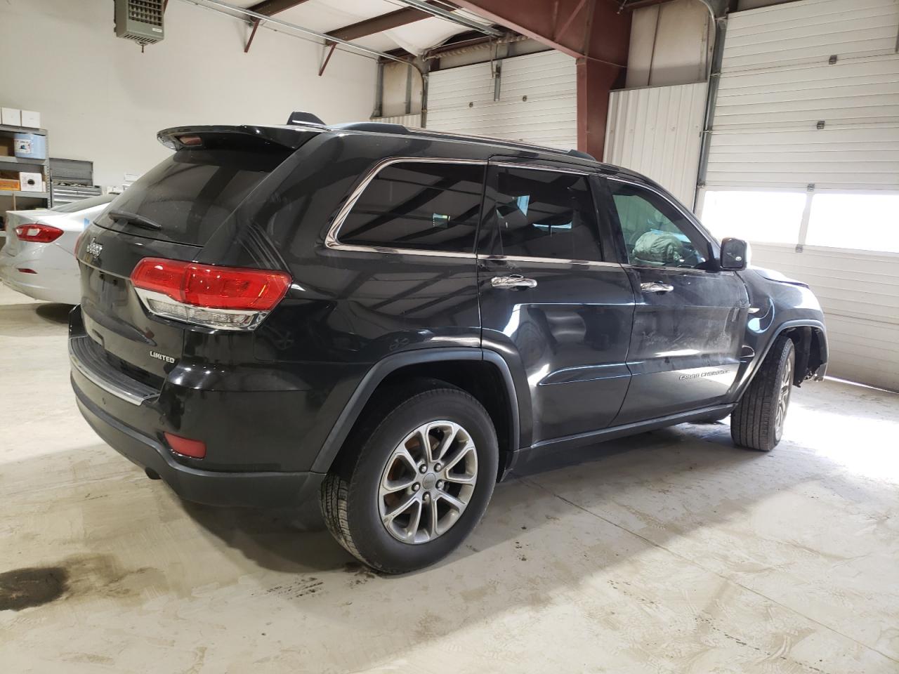 2014 Jeep Grand Cherokee - Image 3