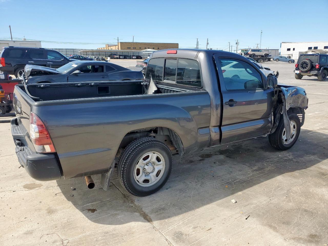 2011 Toyota Tacoma - Image 3