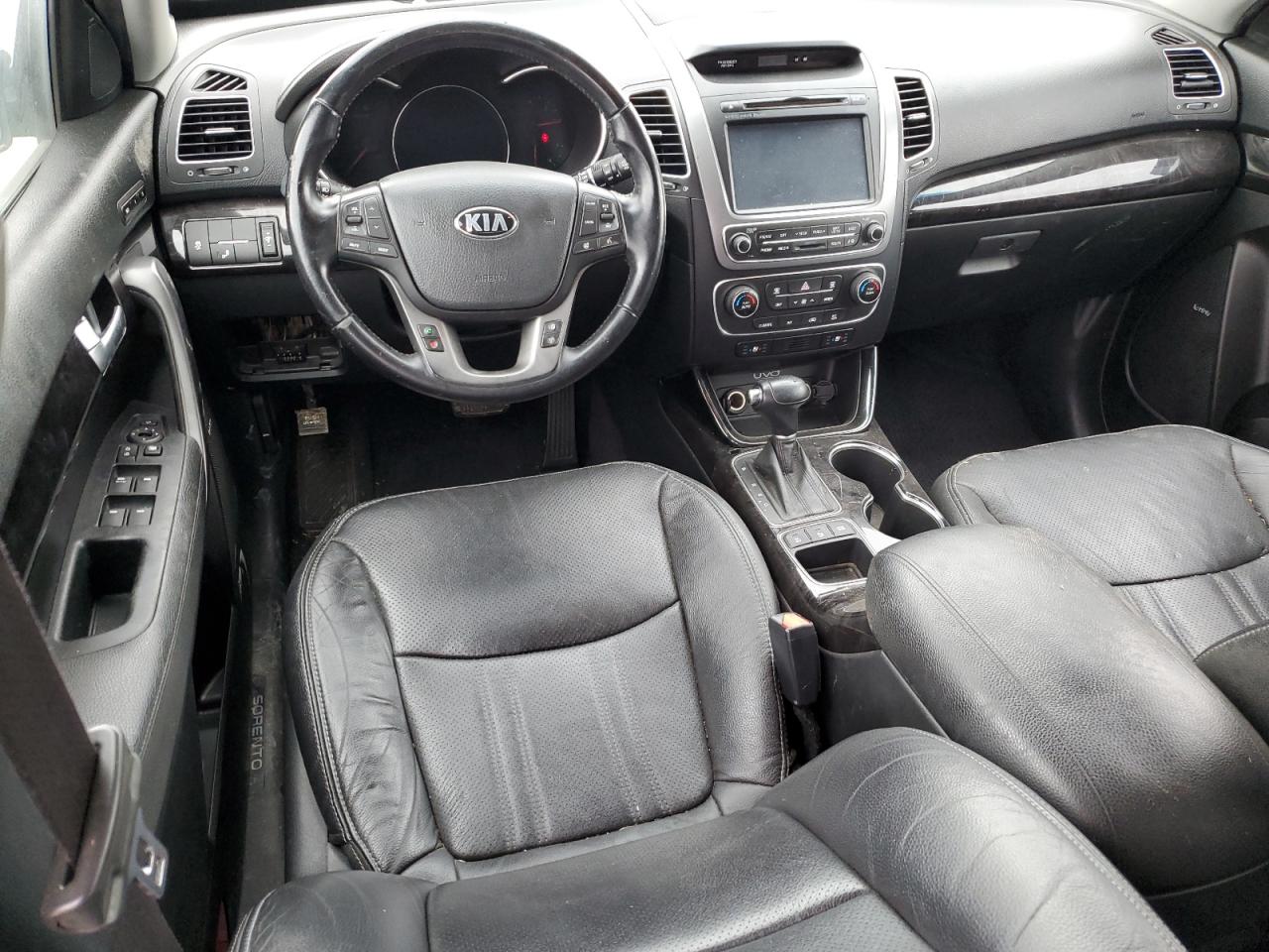 2015 Kia Sorento - Image 8