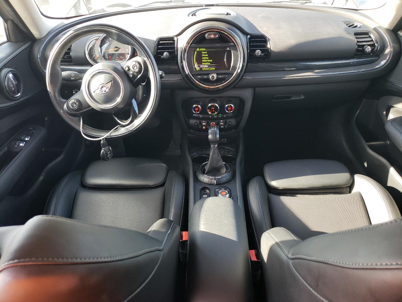 2017 MINI Cooper - Image 8
