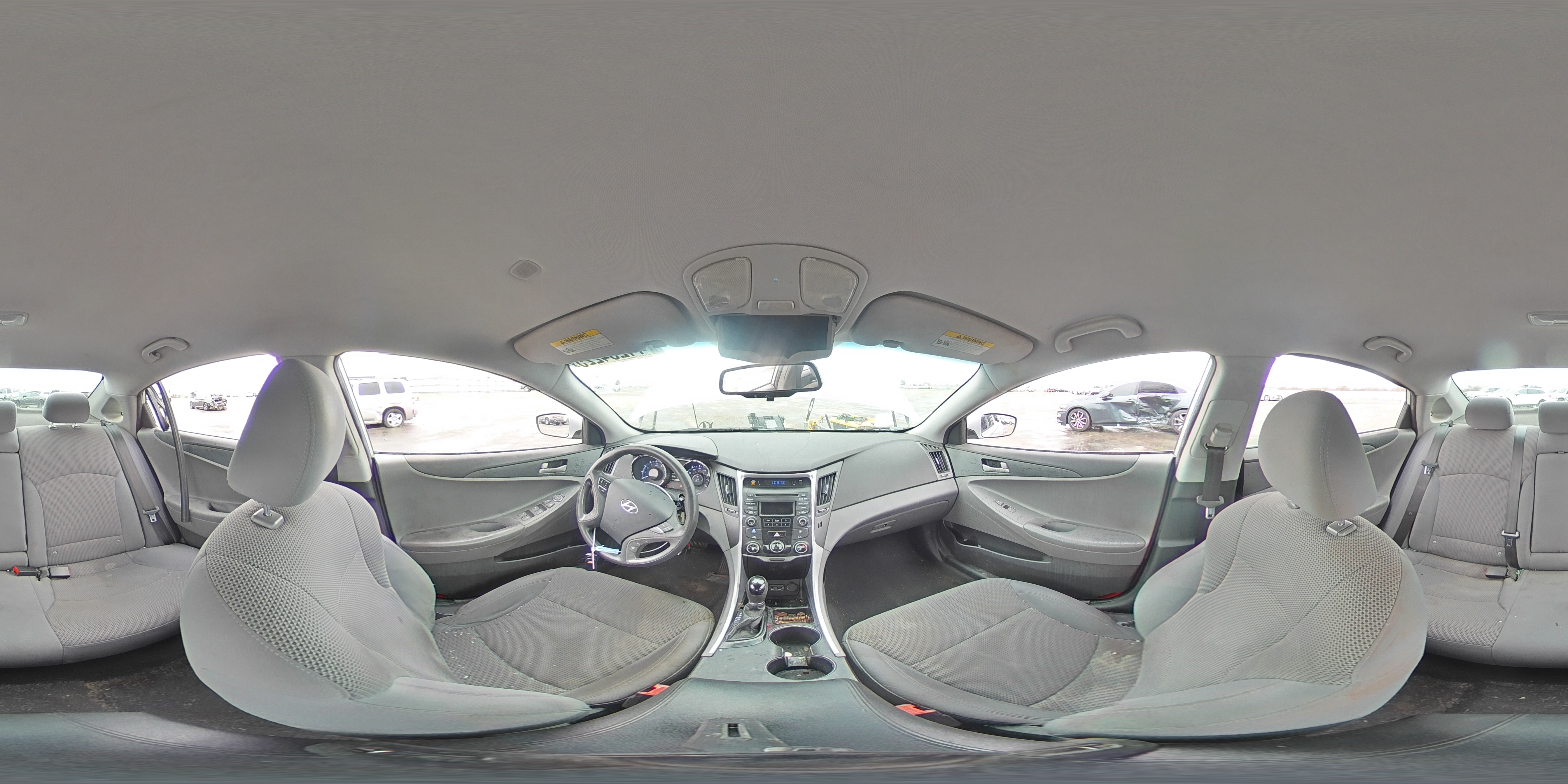 2014 Hyundai Sonata - Image 13