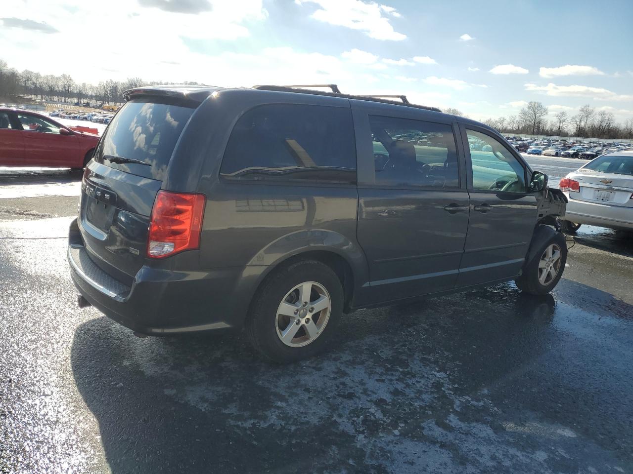 2012 Dodge Caravan - Image 3