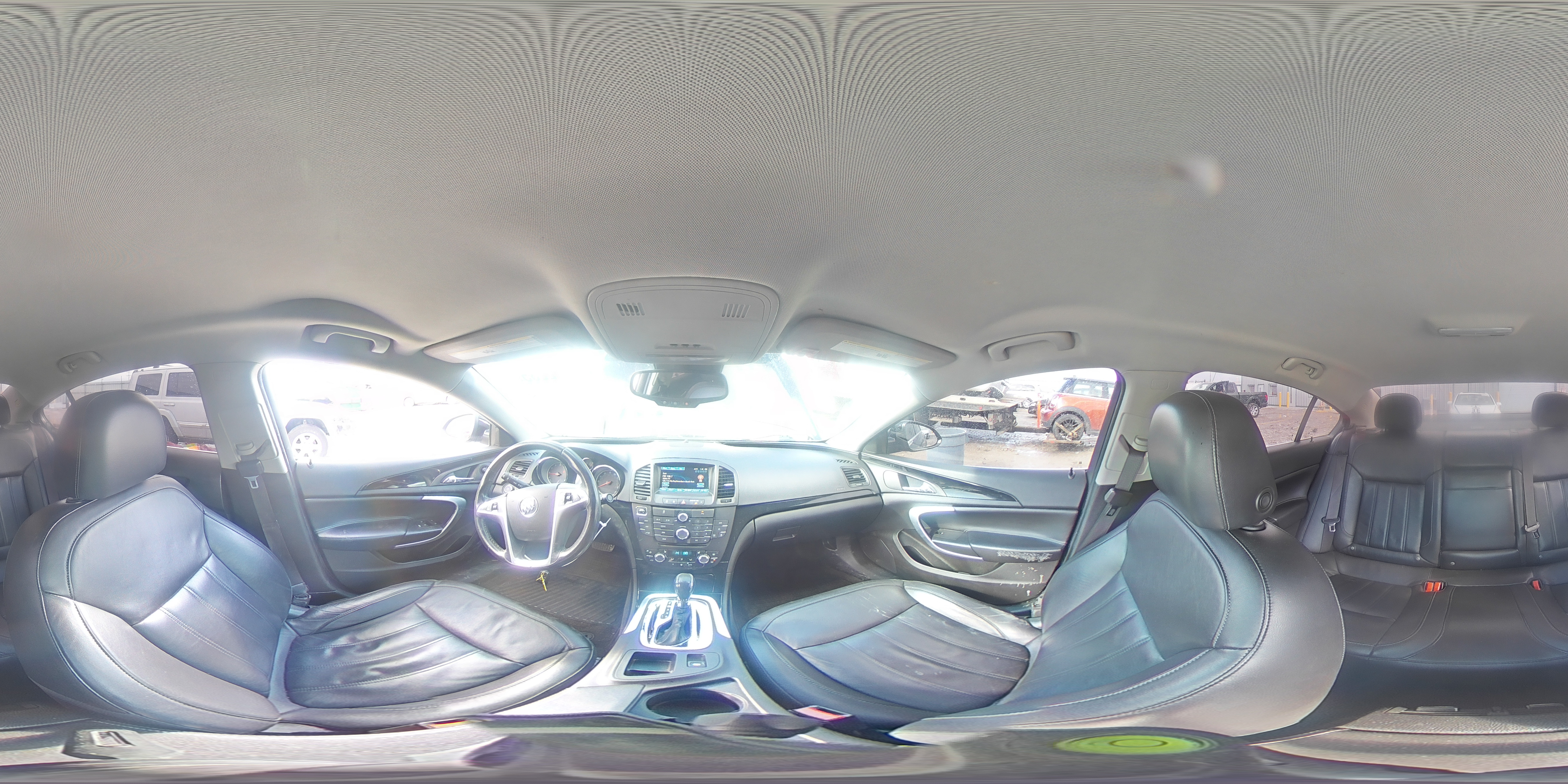 2012 Buick Regal - Image 13