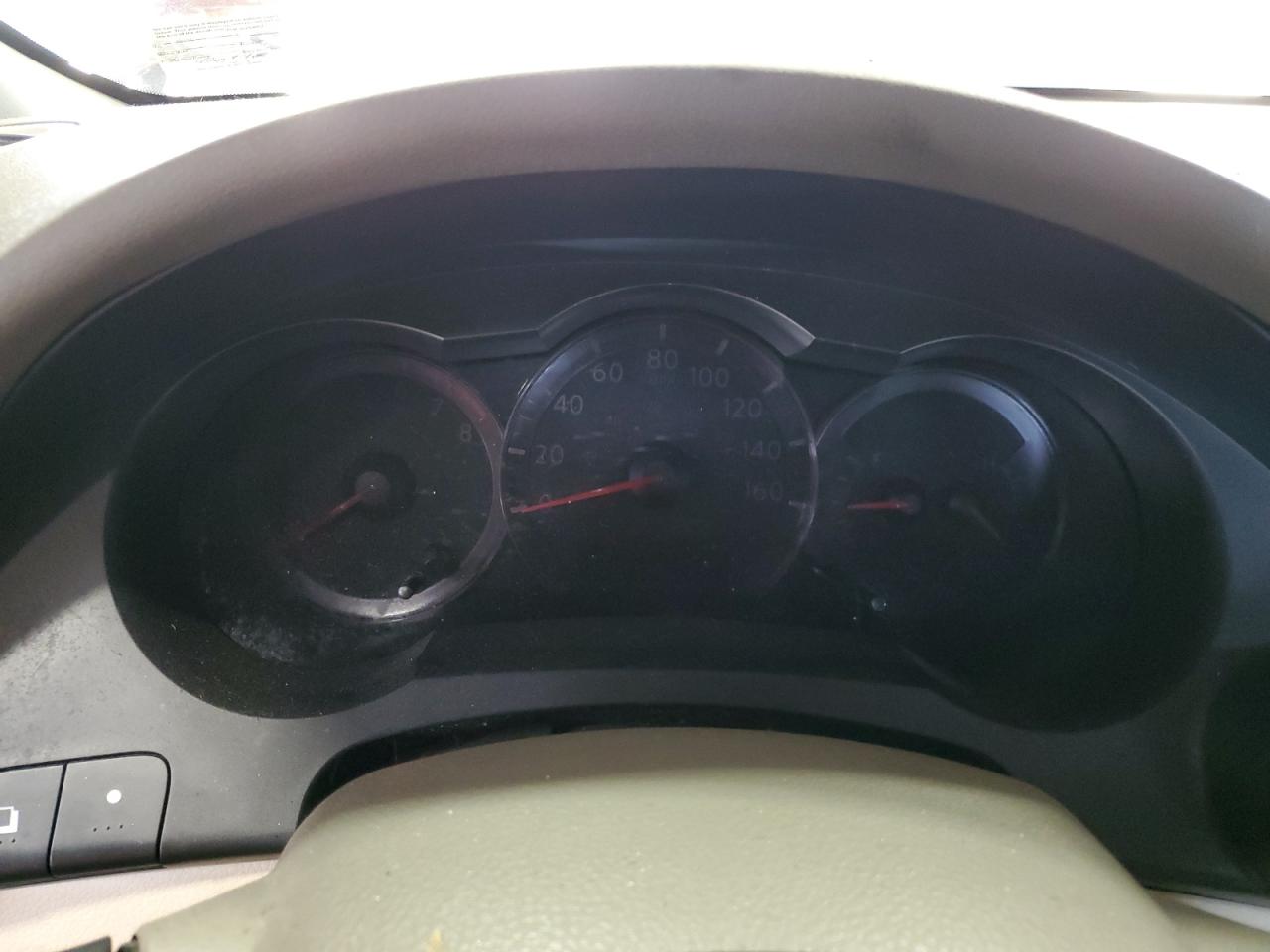 2010 Nissan Altima - Image 9