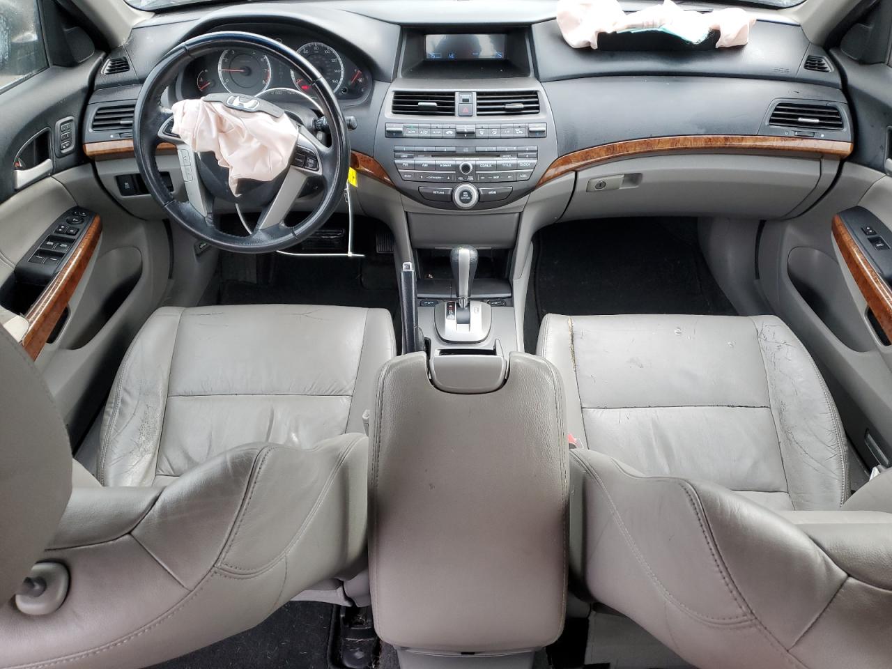 2011 Honda Accord - Image 8