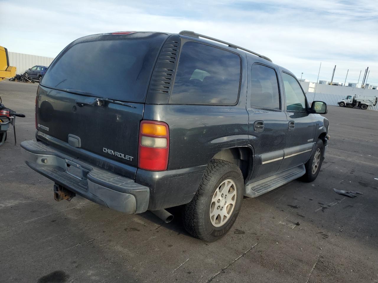 2003 Chevrolet Tahoe - Image 3