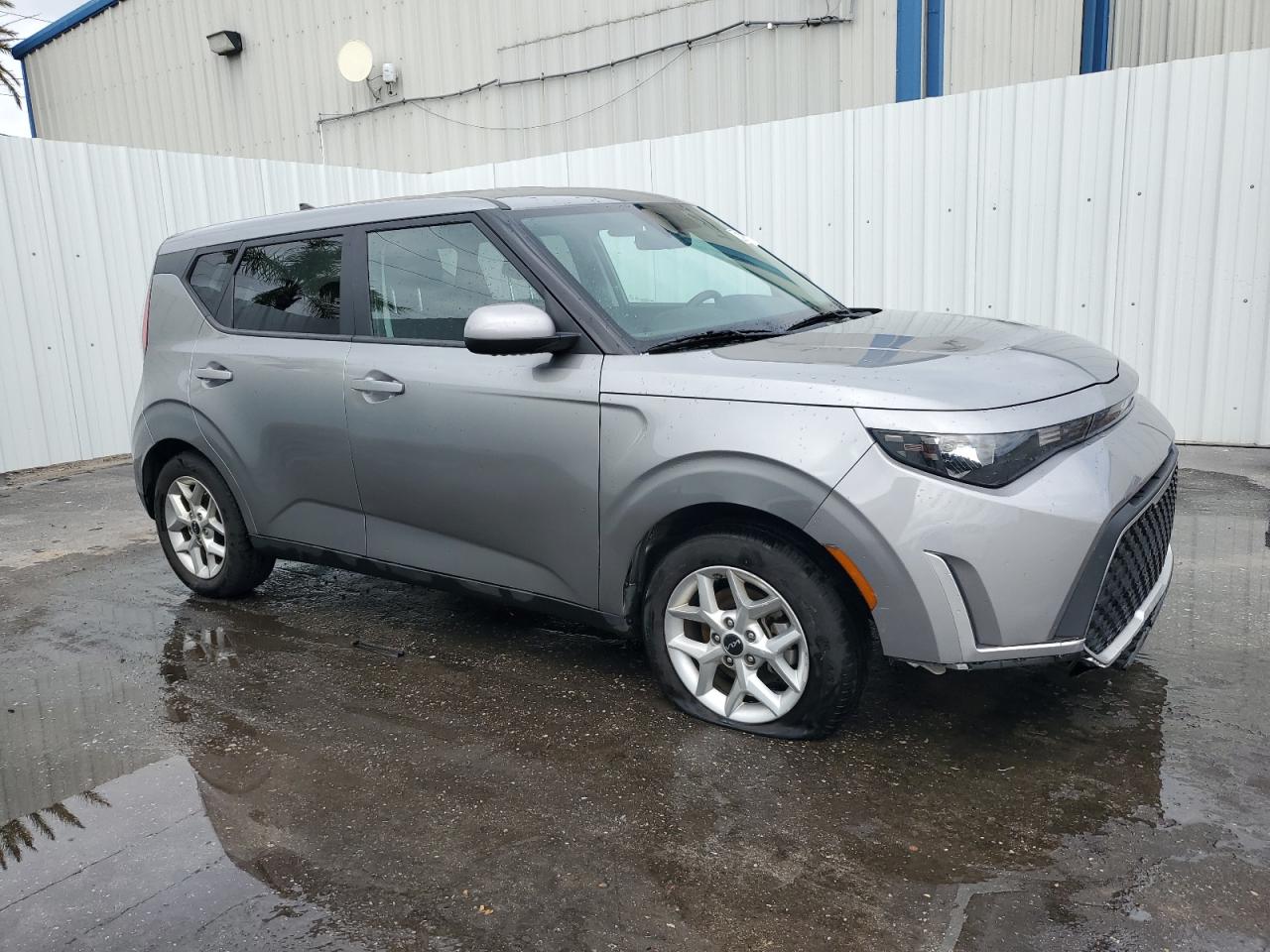 2023 Kia Soul - Image 4