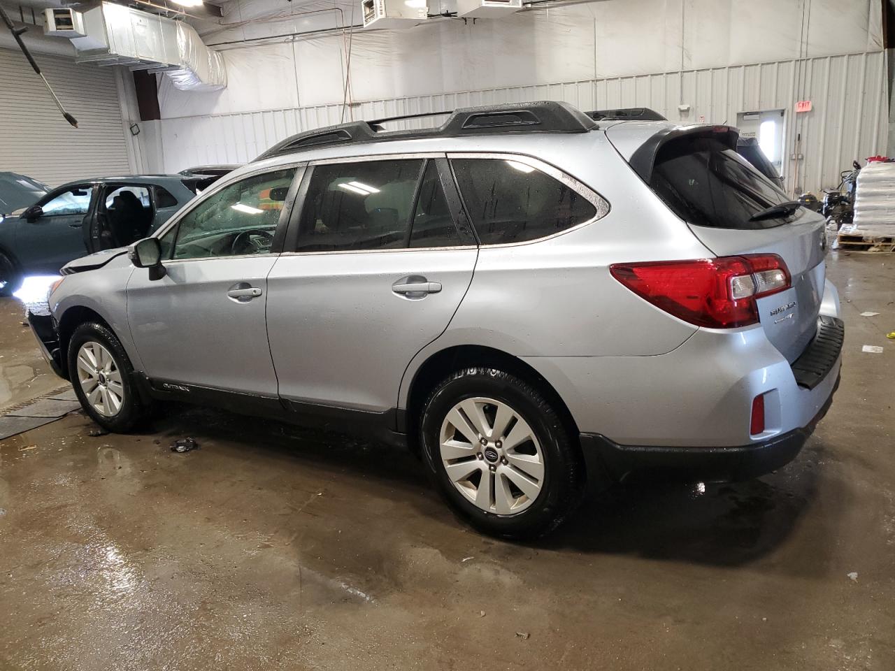 2015 Subaru Outback - Image 2