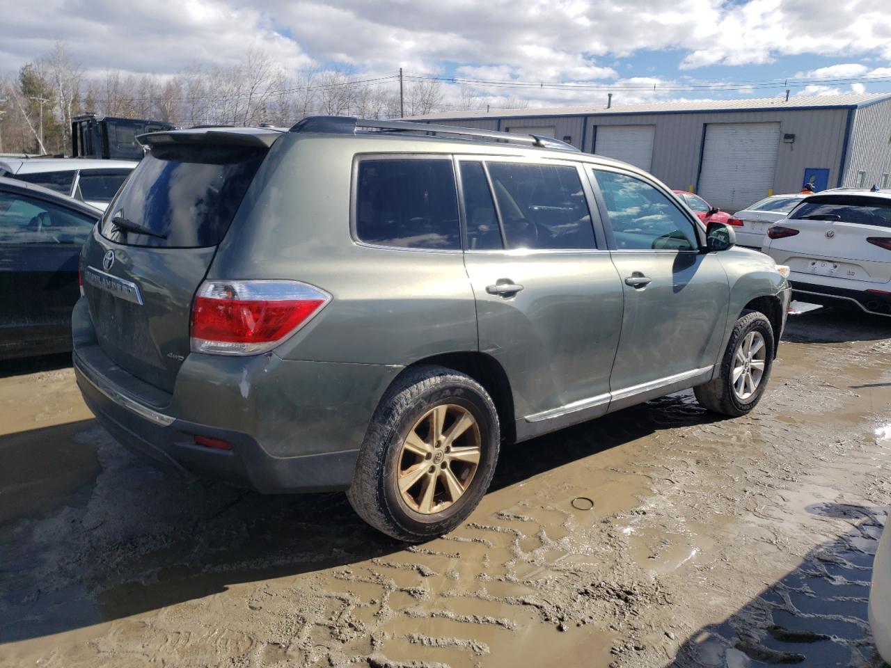 2013 Toyota Highlander - Image 3