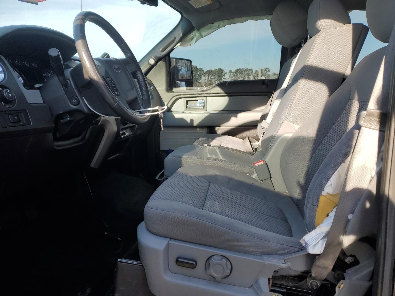 2012 Ford F-150 - Image 7