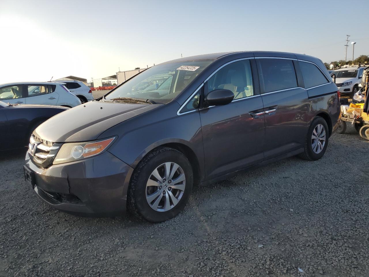 2016 Honda Odyssey - Image 1