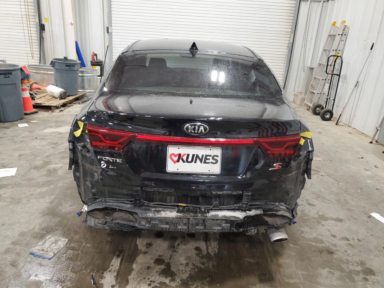 2019 Kia Forte - Image 6