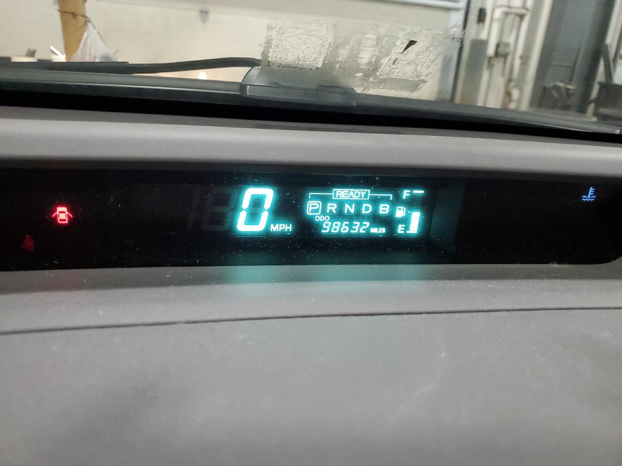 2002 Toyota Prius - Image 9