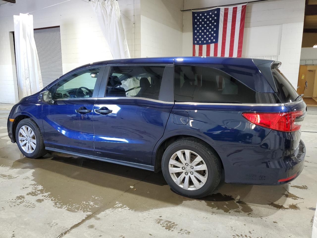 2021 Honda Odyssey - Image 2